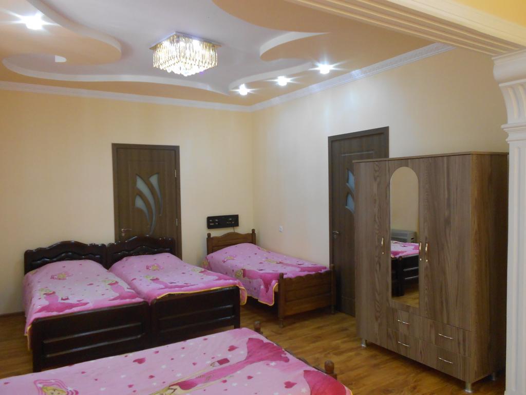 Marina Кваріаті Екстер'єр фото